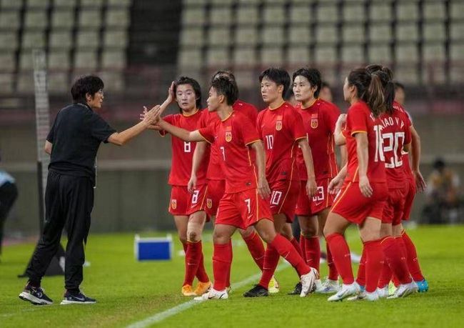 大胸美女被揉胸